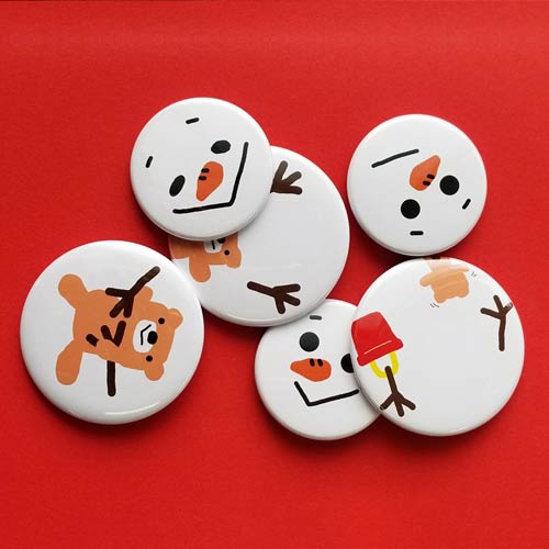 UCANBADGEの缶バッジでゆきだるまを作りました！