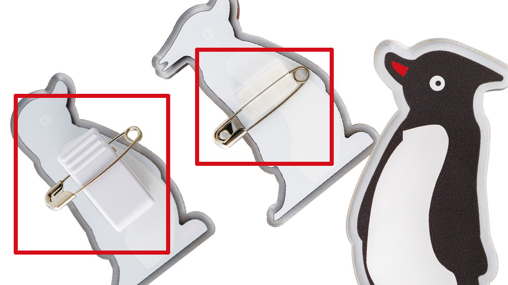 アクリルバッジは中央につきます