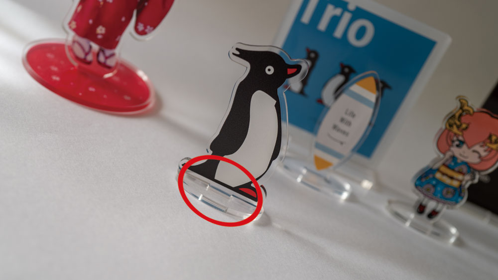 ユーカンバッジのスタンドはしっかり仕様